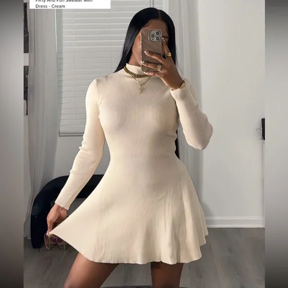 Ribbed Long Sleeve Knit Dress in Ivory - Picture 4 of 4